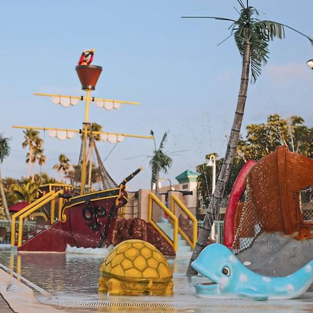 International Palms Resort & Conference Center קוקו ביץ' מראה חיצוני תמונה