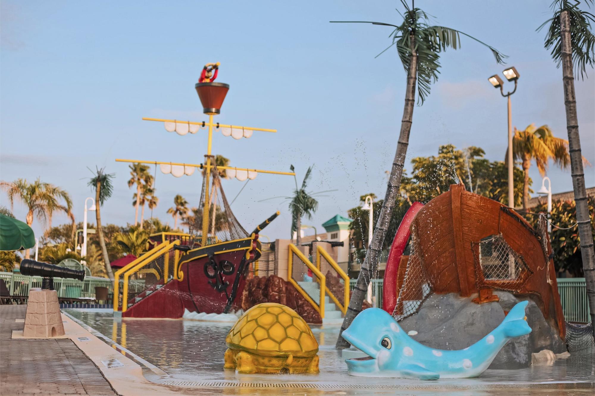 International Palms Resort & Conference Center קוקו ביץ' מראה חיצוני תמונה