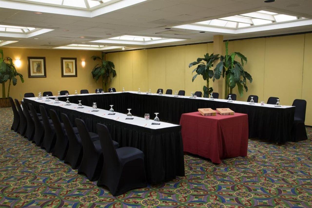 International Palms Resort & Conference Center קוקו ביץ' מראה חיצוני תמונה